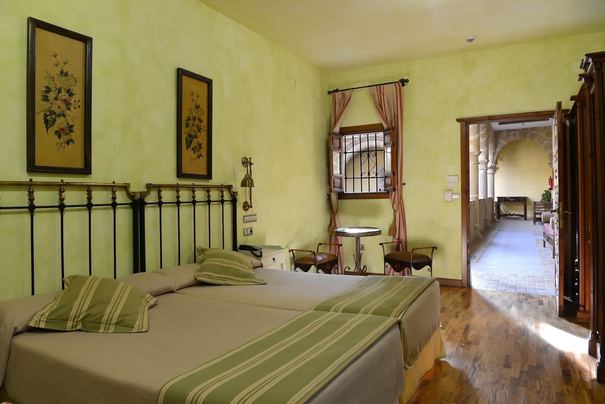 Hotel Cetina Palacio De Los Salcedo Baeza Exterior photo